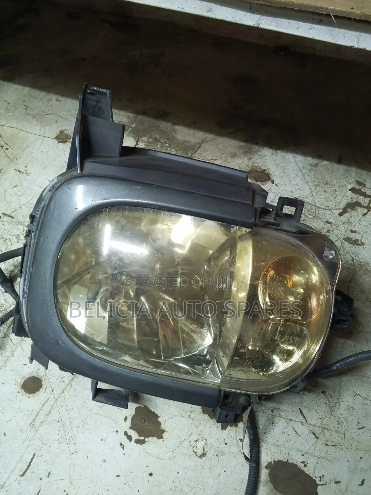 Nissan Cube Non Xenon