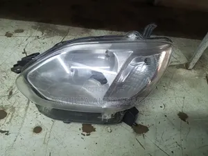 Toyota Passo 2016 Xenon Headlight