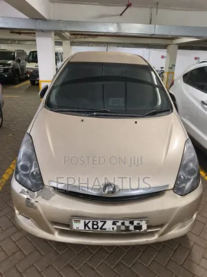 Toyota Wish 2007 Gold