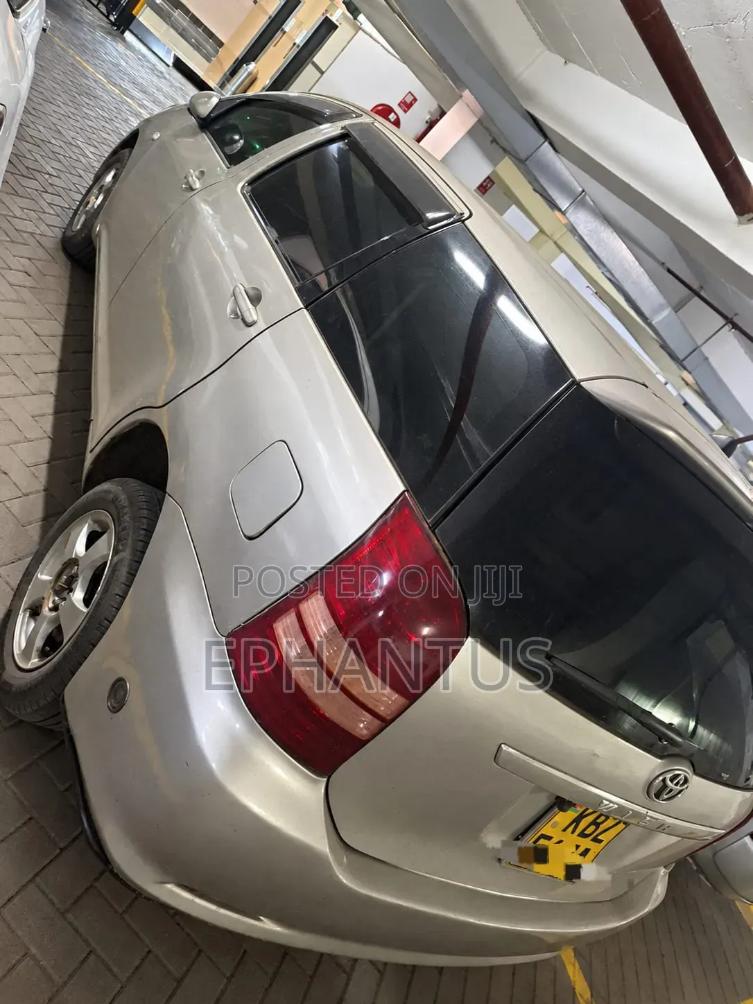 Toyota Wish 2007 Gold