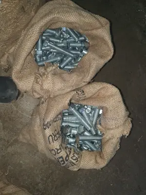 M16 × 50mm Grade 8.8 Hex Bolt