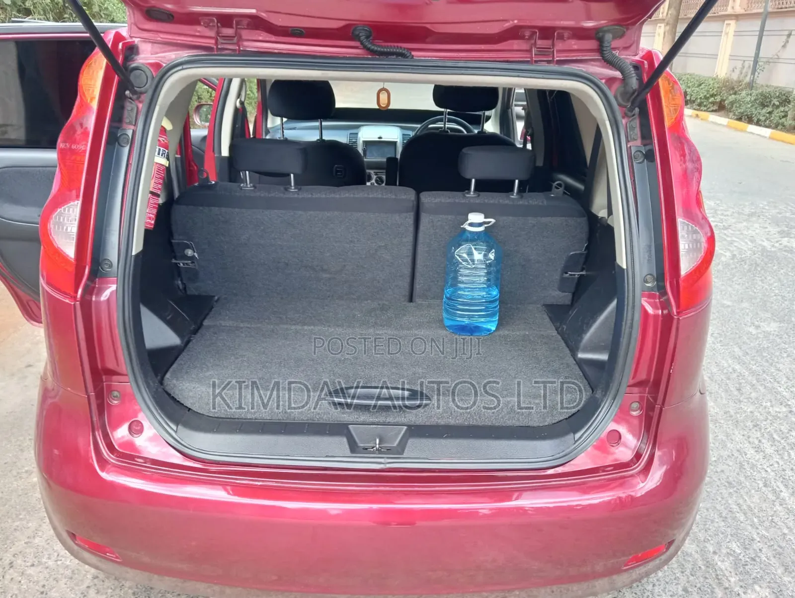Nissan Note 1.4 2012 Red