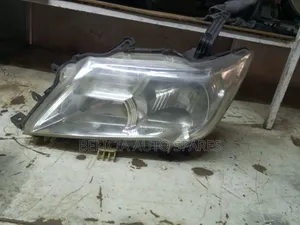 Nissan Serena 2012 Xenon Headlight