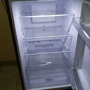 Refrigerator LG