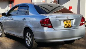 Toyota Axio 2011 Silver