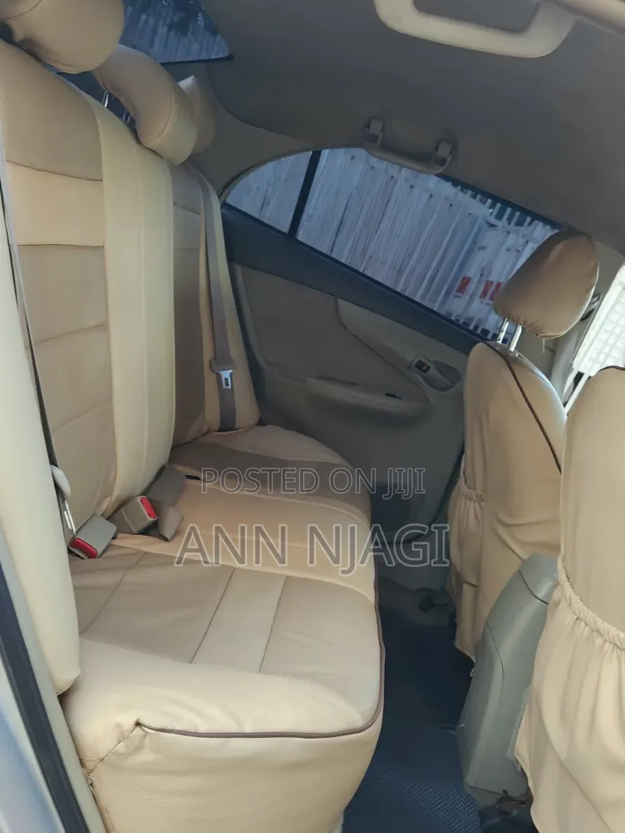 Toyota Axio 2011 Silver