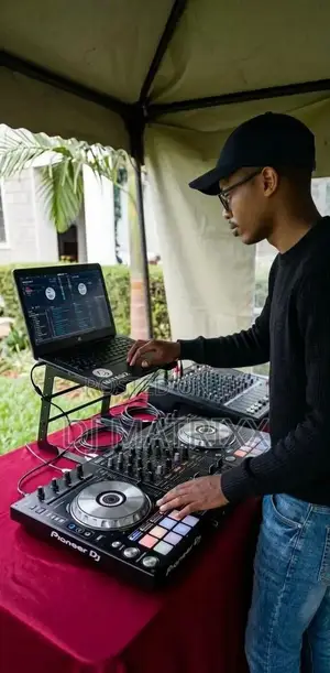 DJ for Hire –Birthdays,Graduations,Parties,Roadshows,Clubs| DJ Matrixx