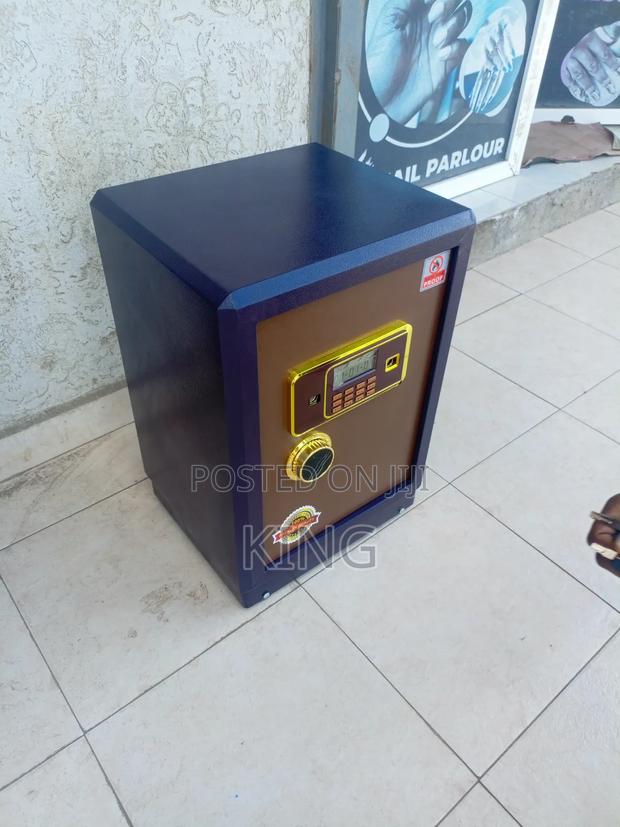 Original Modern Safe Box - main view