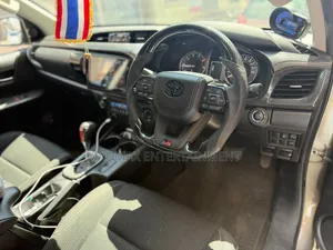 Hilux Revo/ Fortuner 2018+ Gr Cabon Fiber Steering Wheel