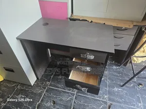 Elegant Modern Office Desk for Reception Desk