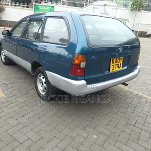 Toyota Corolla II 1998 Green