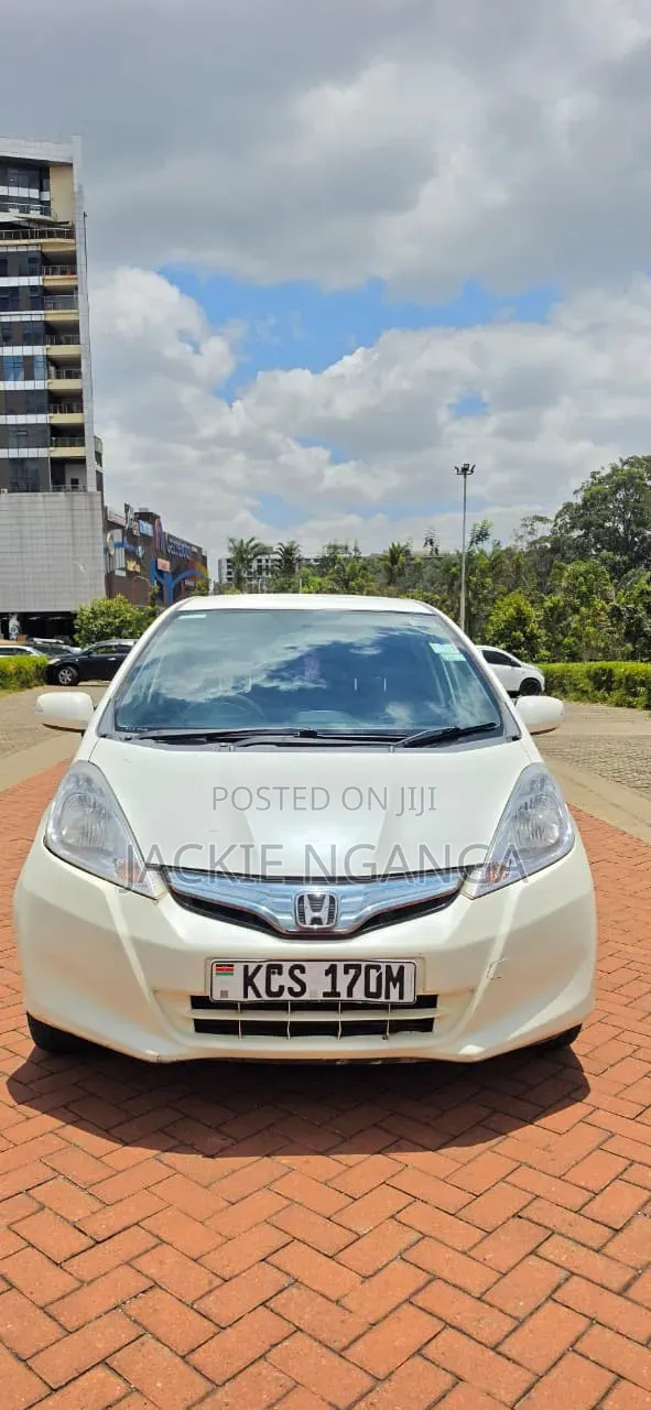 Honda Fit 2012 White