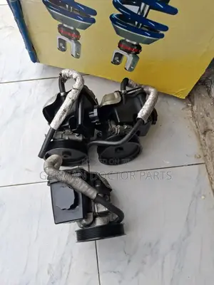 M271 W203 Steering Pumps