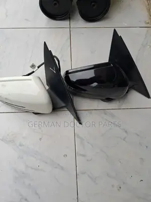 W204 Side Mirrors