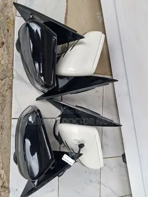 W212 Side Mirrors Without Camera