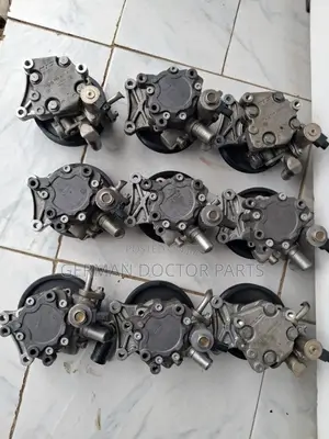 M272 Power Steering Pump
