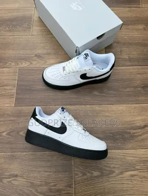 Nike 1 Black/White