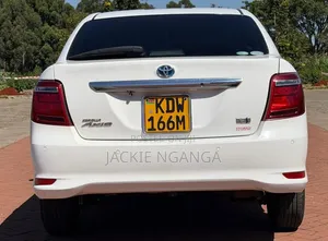 Toyota Axio 2018 White