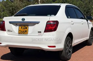 Toyota Axio 2018 White