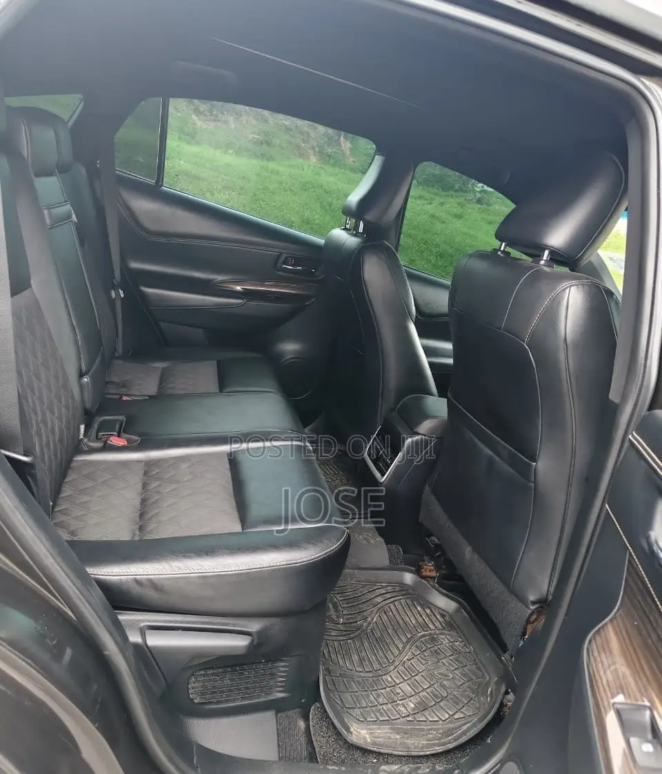 Toyota Harrier 2014 Black