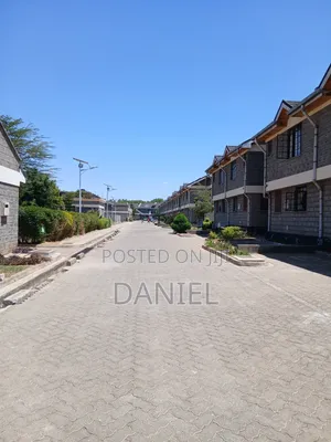 3bdrm Maisonette in Kisaju for sale