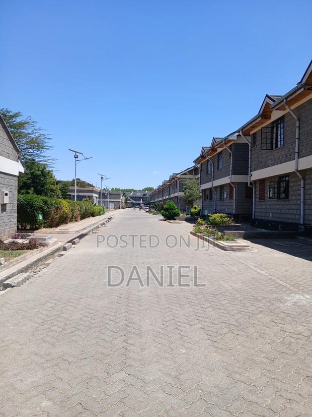 3bdrm Maisonette in Kisaju for sale