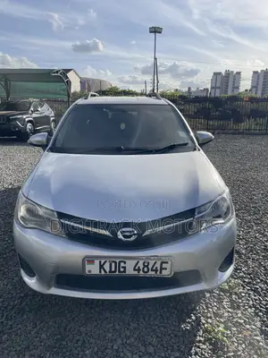 Toyota Corolla Fielder 1.5 Petrol FWD 2014 Silver