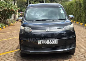 Toyota Spade 2014 Black