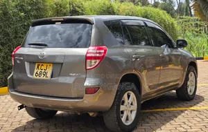 Toyota RAV4 2009