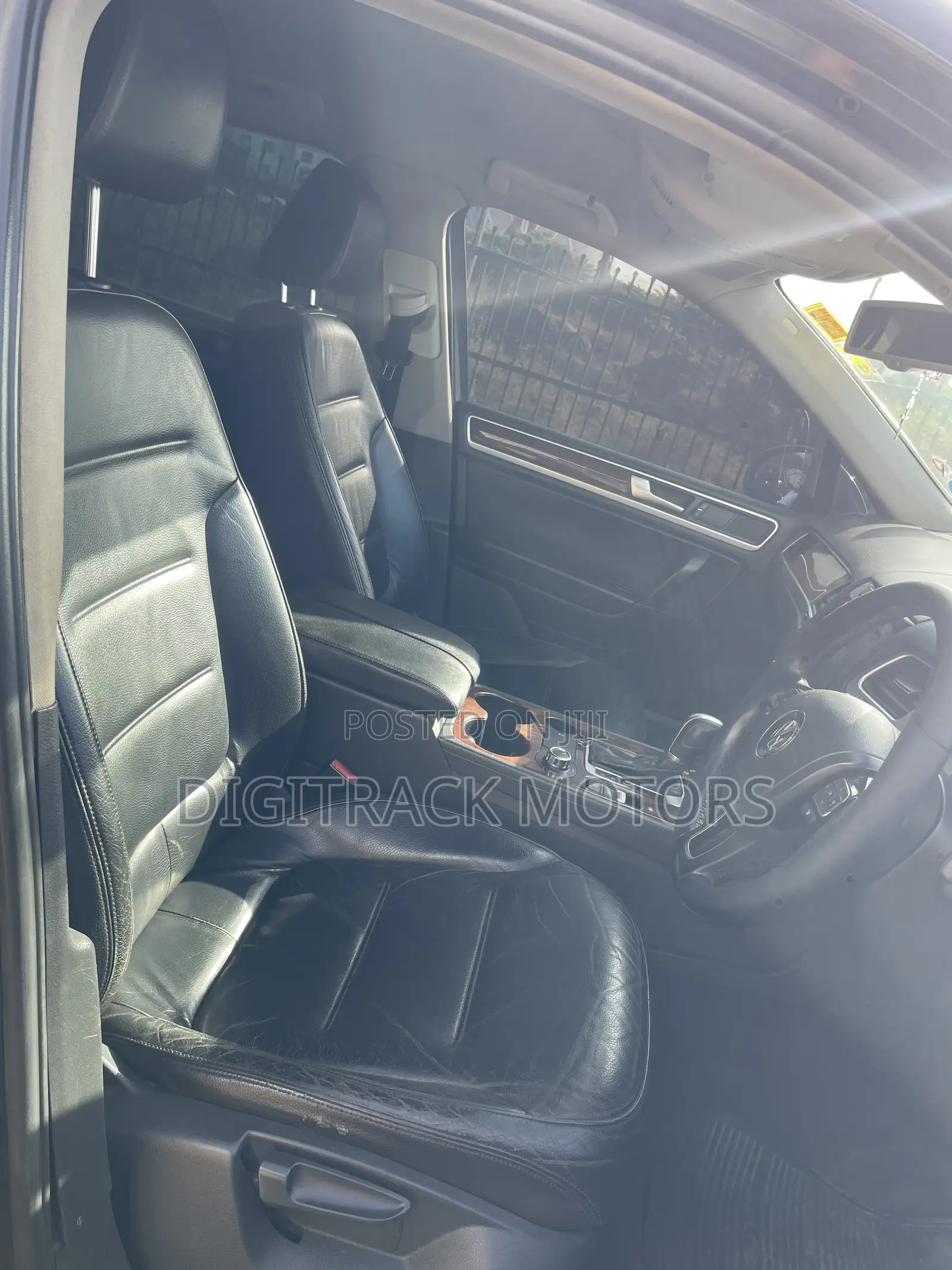 Volkswagen Touareg V6 TDI 2010 Black