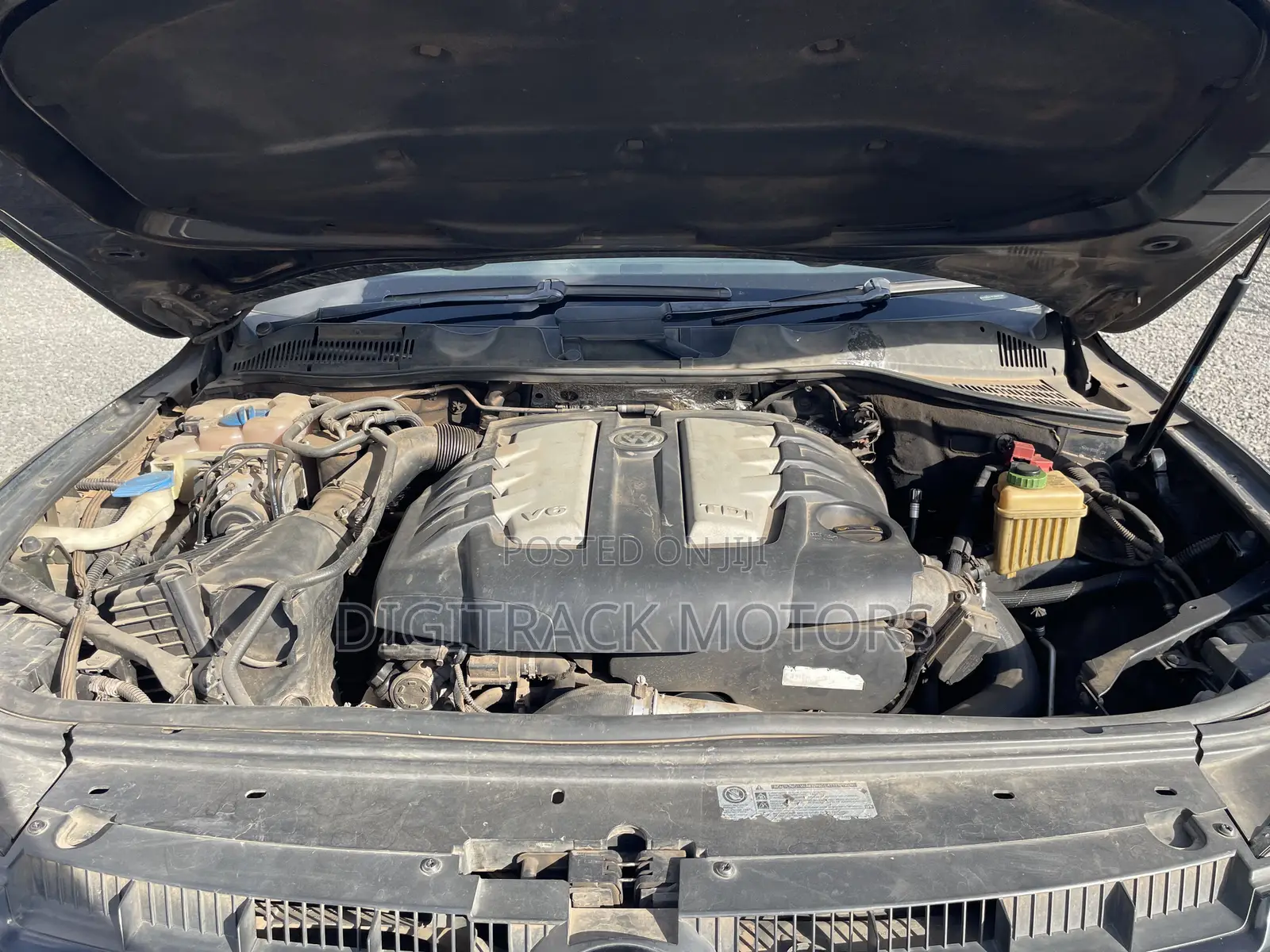 Volkswagen Touareg V6 TDI 2010 Black
