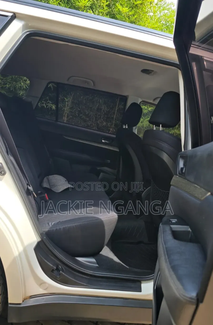 Subaru Outback 2014 White