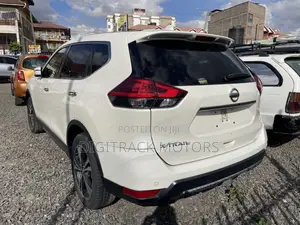 Nissan X-Trail 2.0 Petrol AWD 2018 White