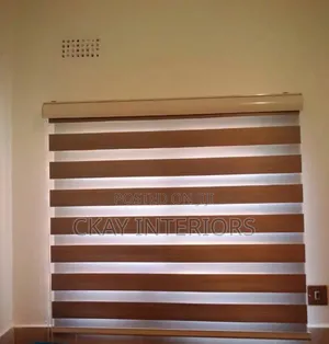A Beautiful Horizontal Blind Choice Can Completely Change the Mood.