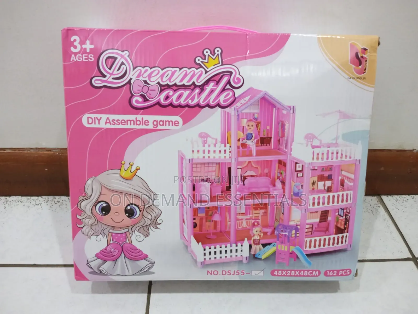 162 PCS
Castle Doll House