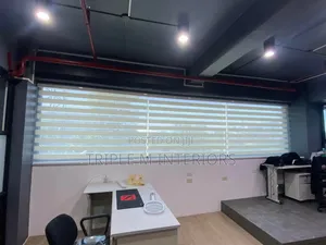 Modern Horizontal Blinds for Home & Office
