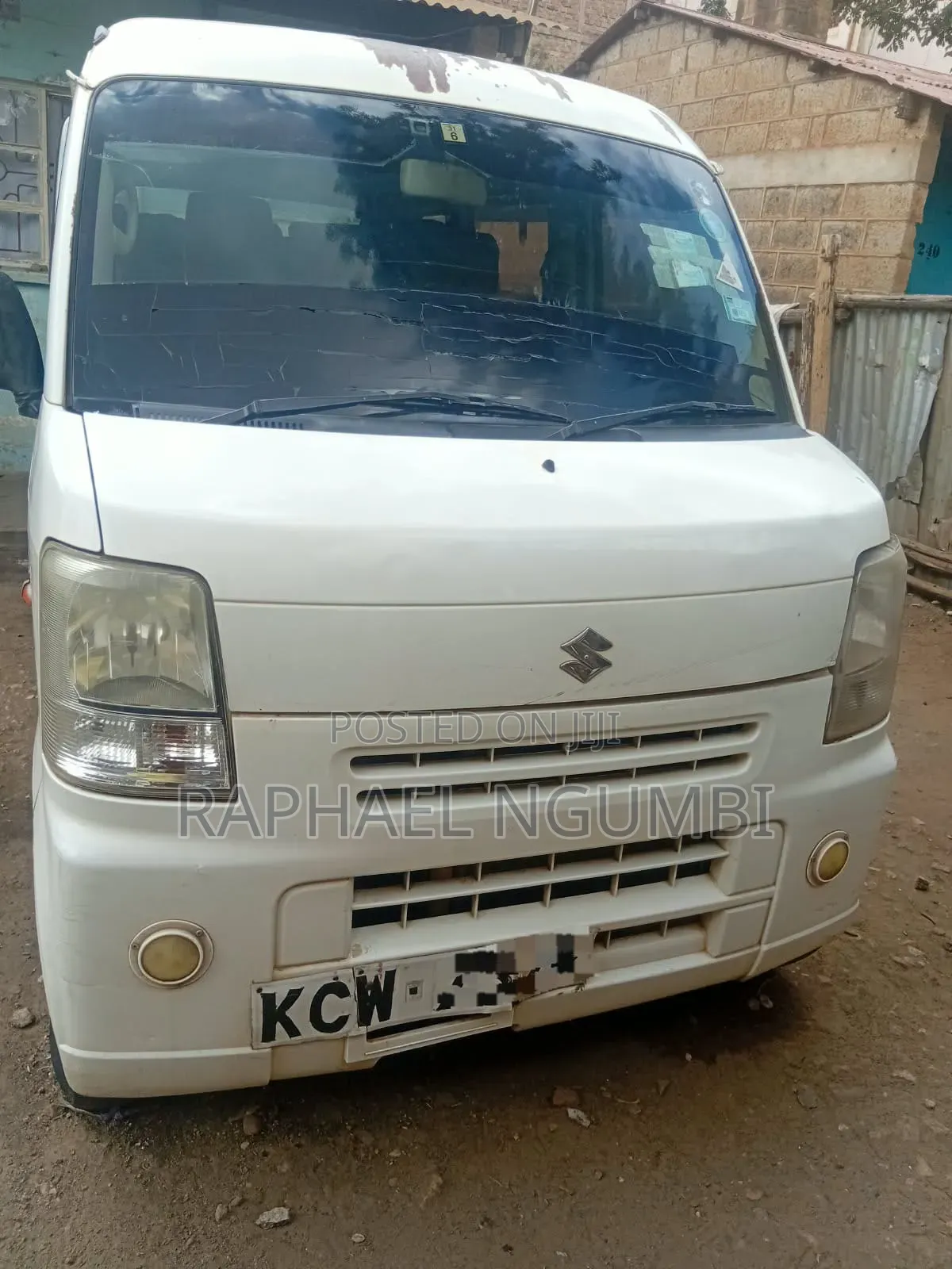 Suzuki Every Wagon 2012 White