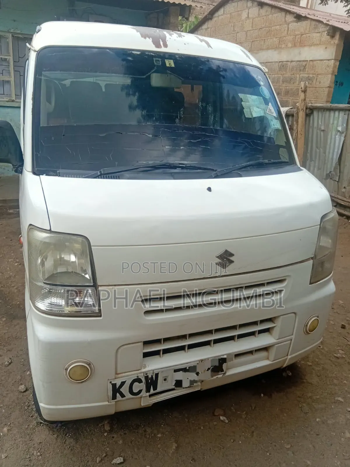 Suzuki Every Wagon 2012 White