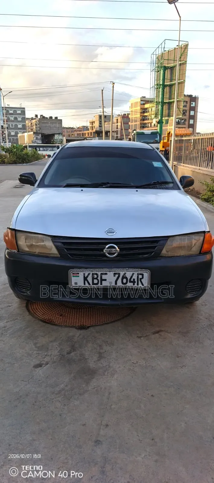 Nissan Advan 2003 Silver