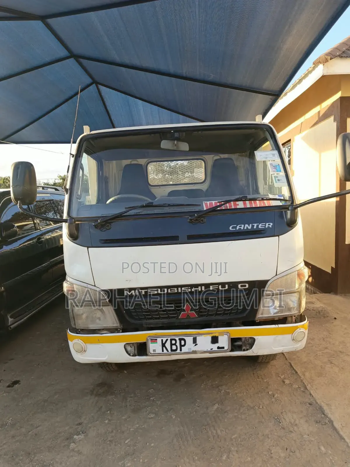 Mitsubishi Fuso Canter 2006 White
