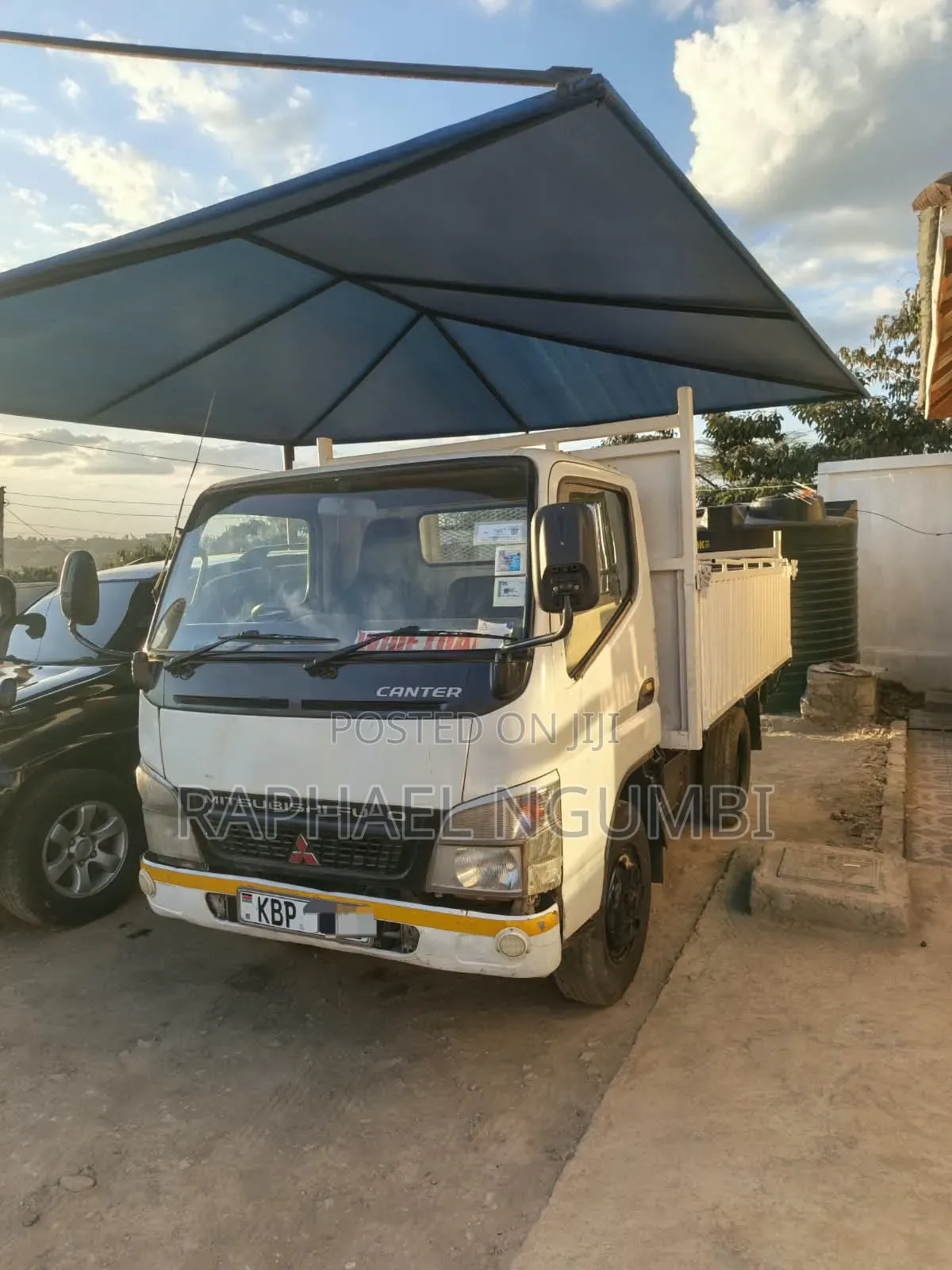 Mitsubishi Fuso Canter 2006 White