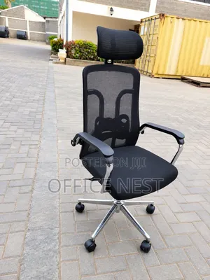 Ergonomic Mesh Office Chair With Headrest.