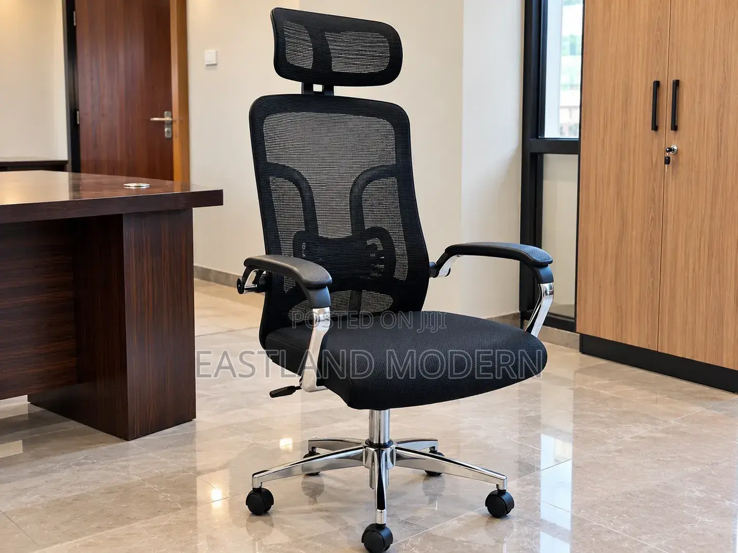 Ergonomic Mesh Office Chair With Headrest.