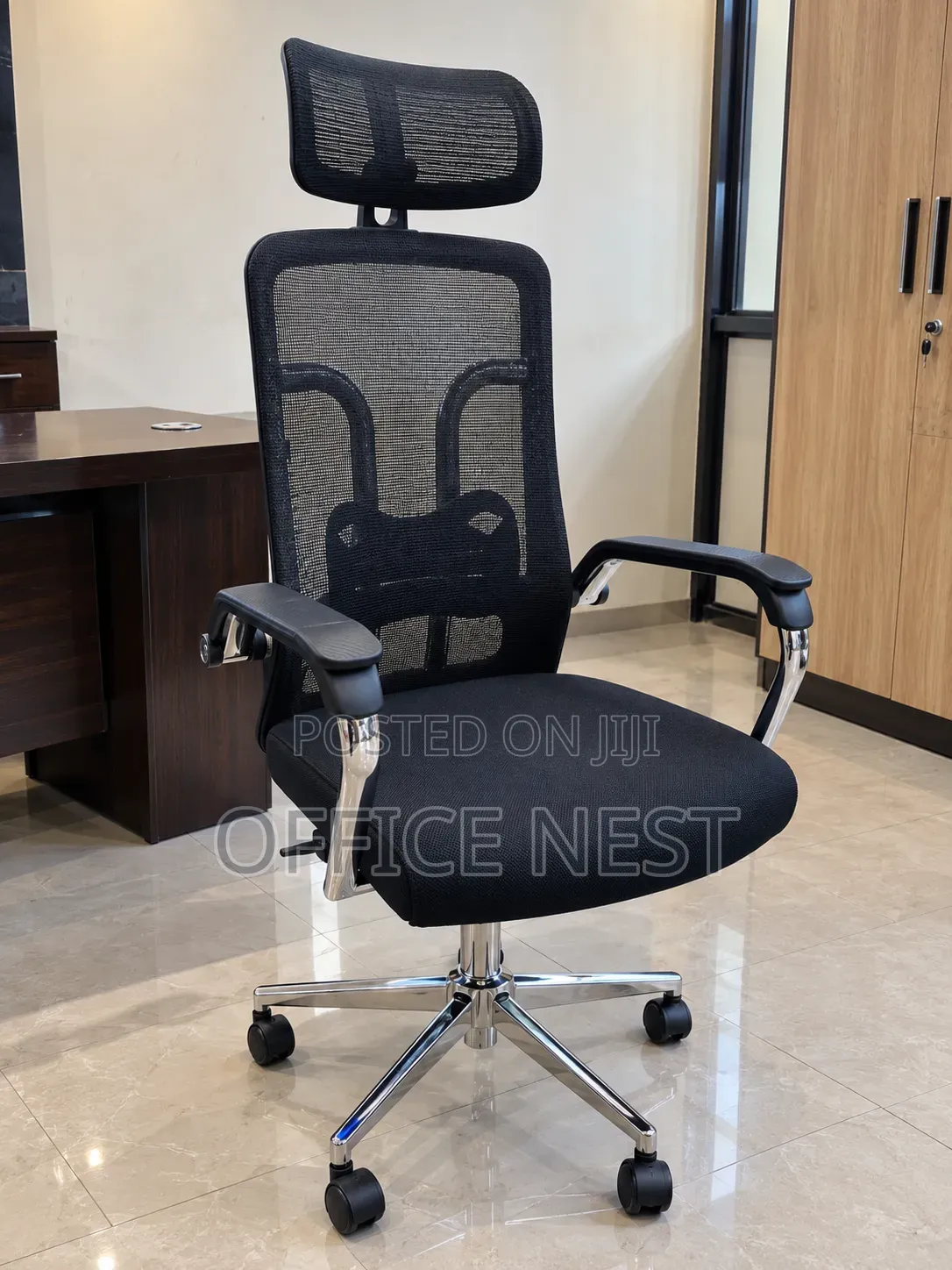 Ergonomic Mesh Office Chair With Headrest.