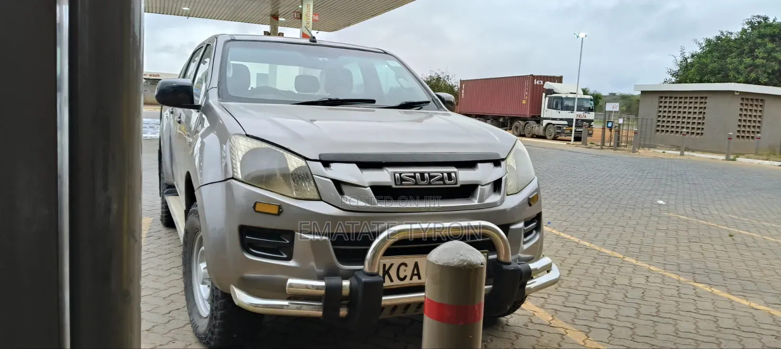 Isuzu D-MAX 2014 Gray
