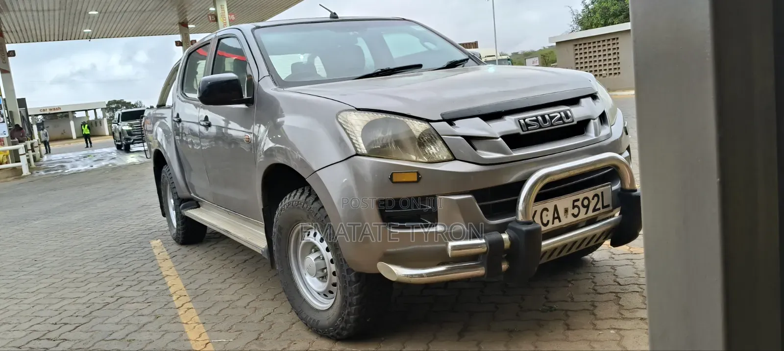 Isuzu D-MAX 2014 Gray