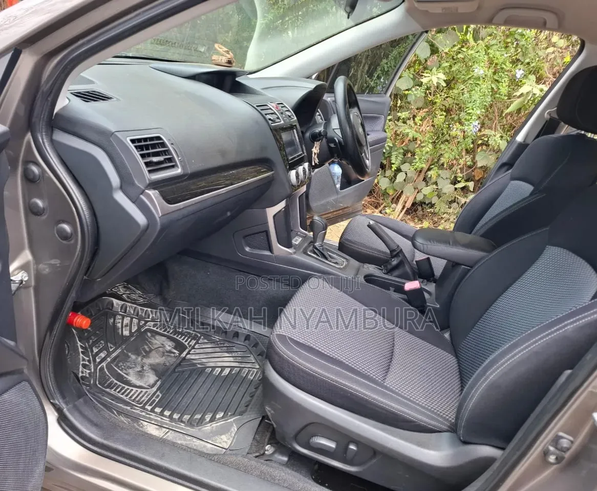 Subaru Forester 2016 Gray