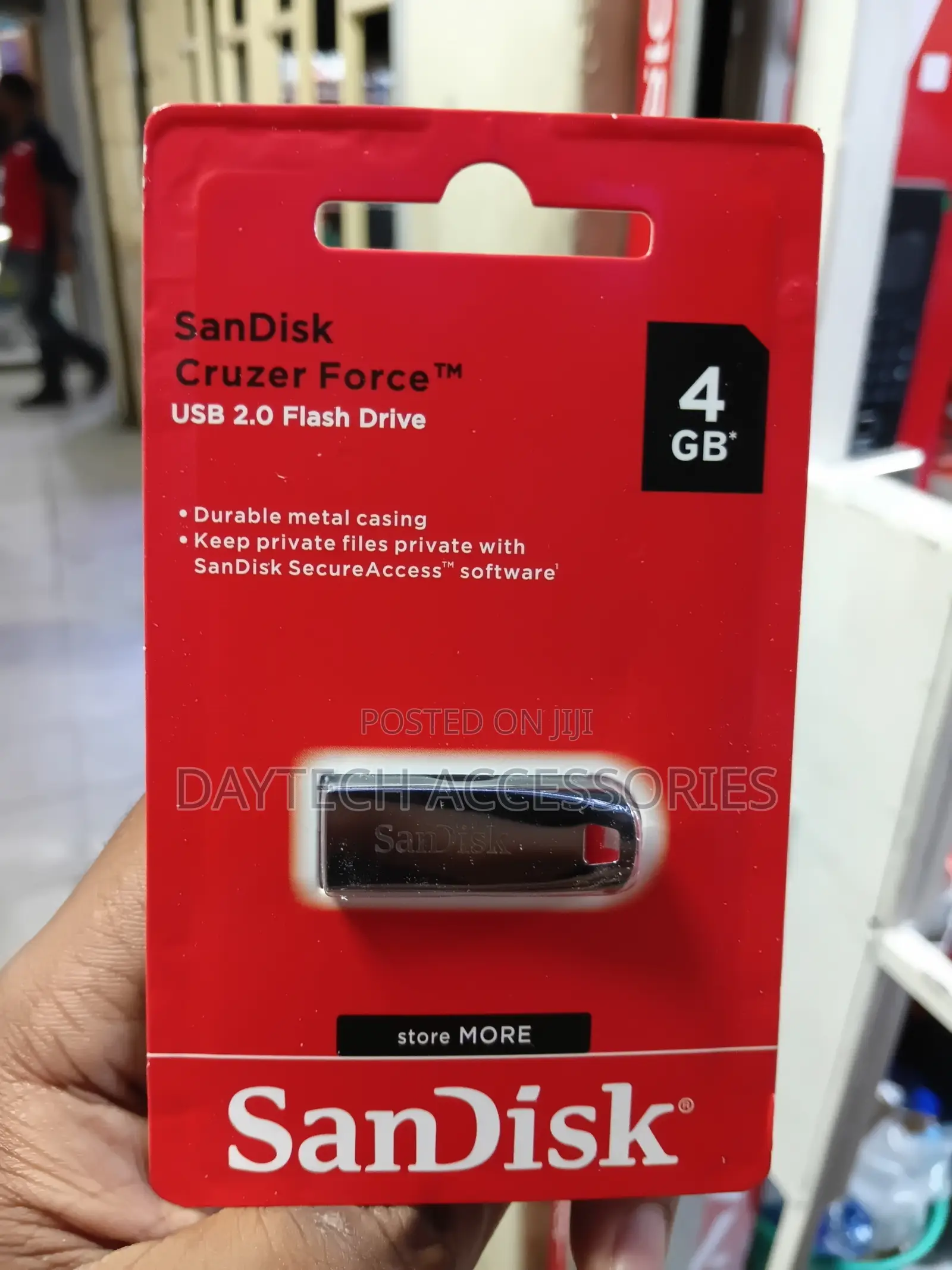 SanDisk Cruzer Force 4GB Metallic USB 2.0 Flash Drive