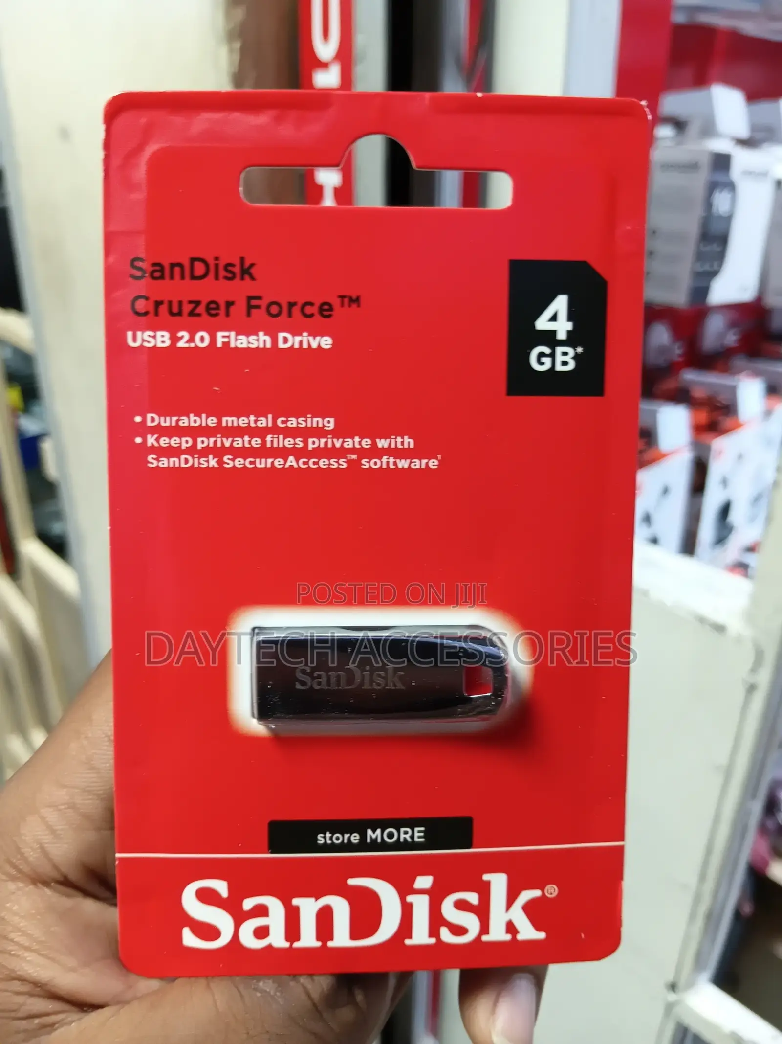 SanDisk Cruzer Force 4GB Metallic USB 2.0 Flash Drive