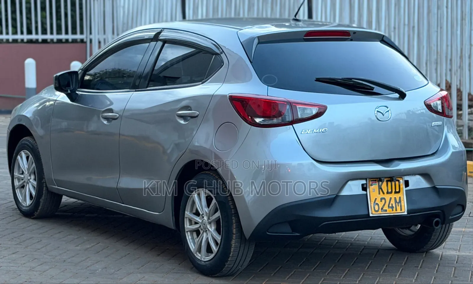 Mazda Demio 2015 Silver